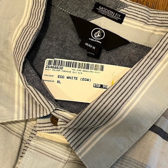 VOLCOM Striped Button-Up Shirt - - Size XL - NWT - Picture 2 of 7